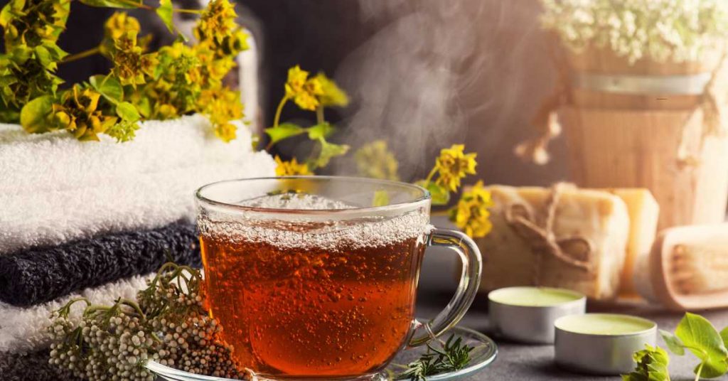 Kräutertee Wirkung: Welcher Tee hilft wirklich und bei was?